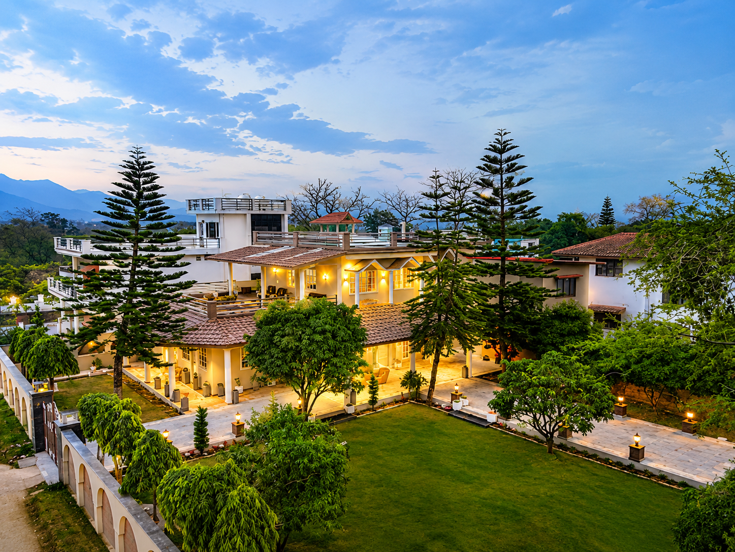 SaffronStays Mont Tierra